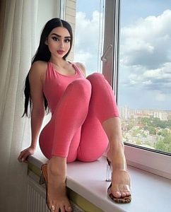 New страпонесса